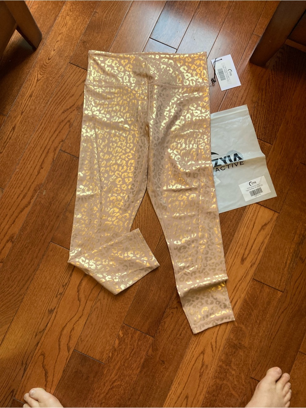 ZYIA Gold Leopard Light n' Tight Hi-Rise 7/8 - size 8-10